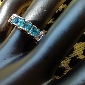 RING Gold & Aquamarine 3 Tier Emerald Cut, side diamond style 14k Gold Ring